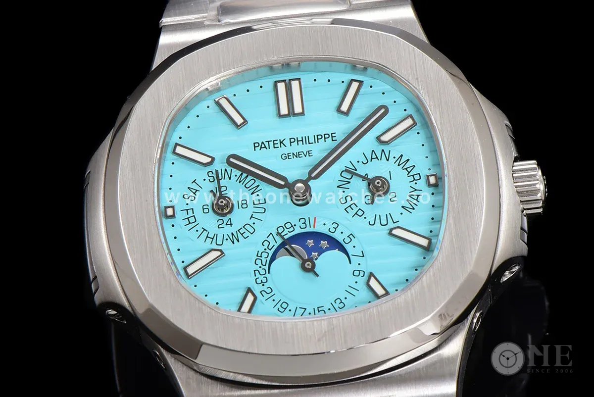 Nautilus 5740 Tiffany Blue Dial in Steel
