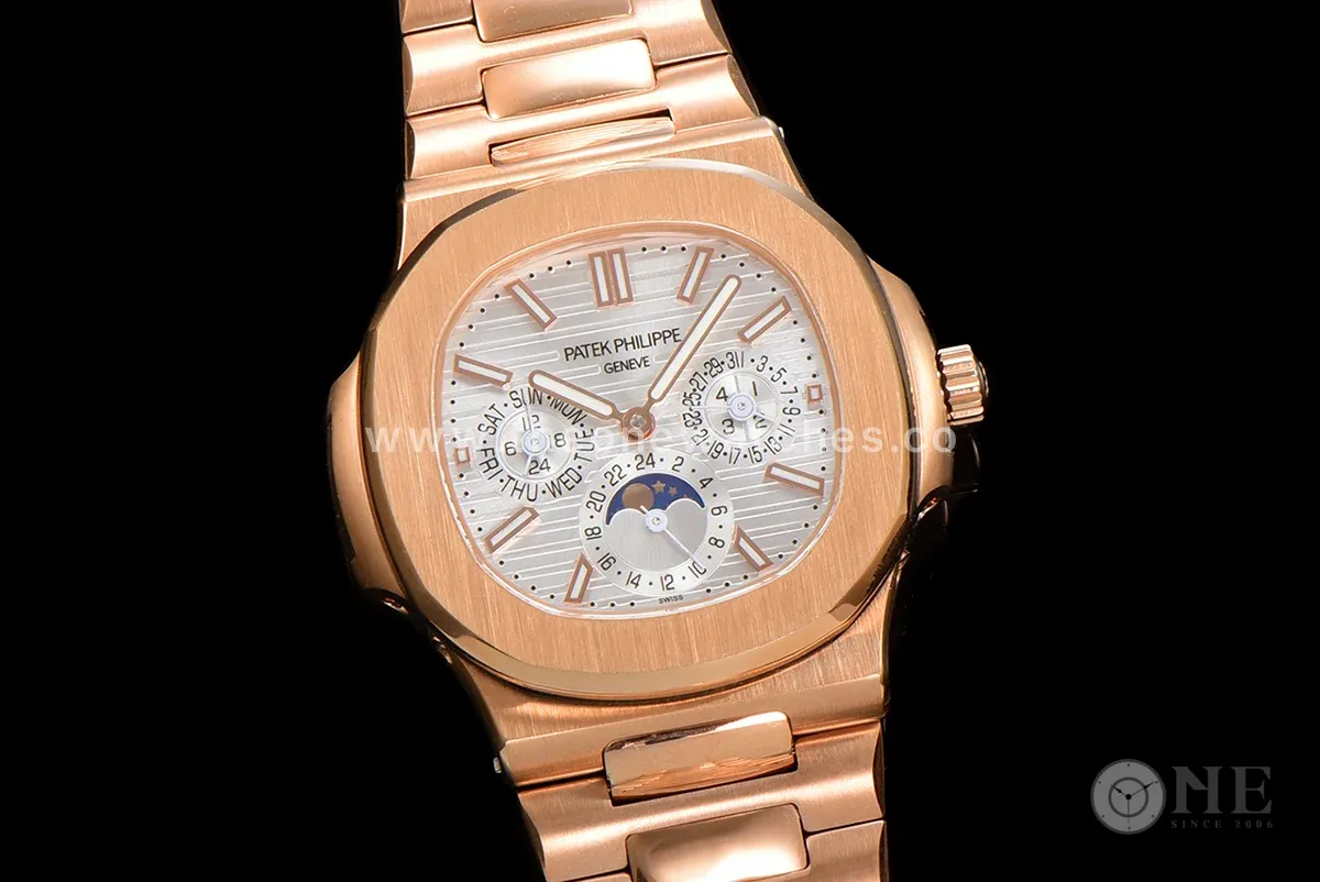 Nautilus 5740 White Dial in Rose Gold