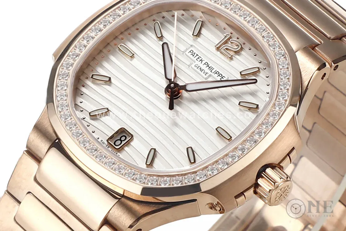 Nautilus 7118/1200R-001 White Dial
