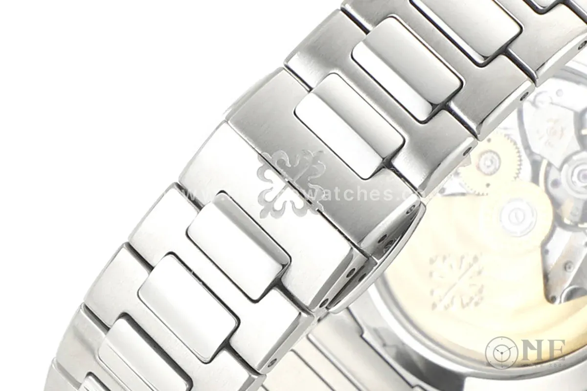 Nautilus 7118/1A-011 Grey Dial