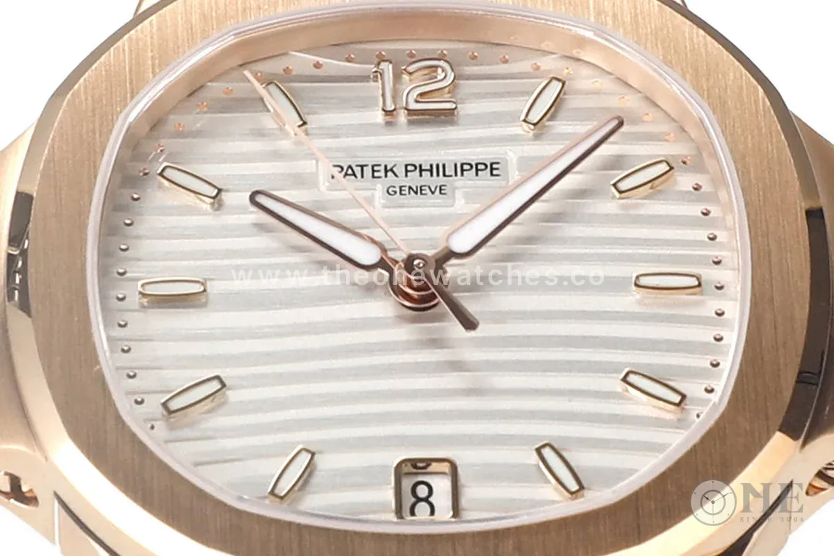 Nautilus 7118/1R-001 White Dial