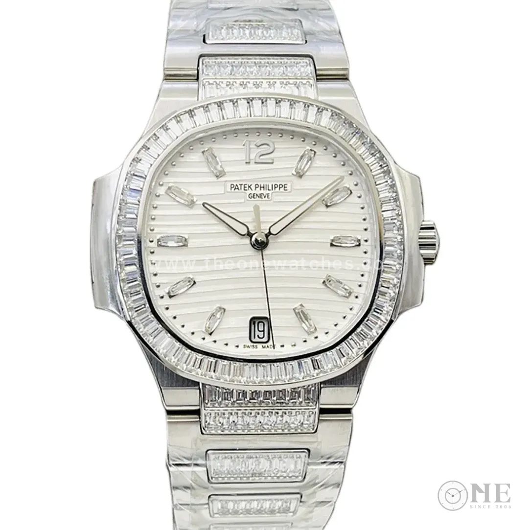 Nautilus 7118 White Dial with Diamond Markers
