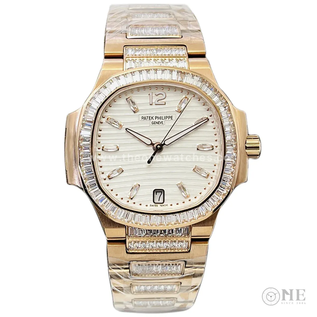 Nautilus 7118 White Dial with Diamond Markers