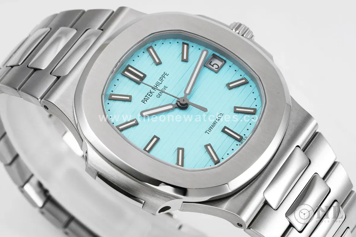 Nautilus Jumbo 5711/1A-018 Tiffany Blue Dial