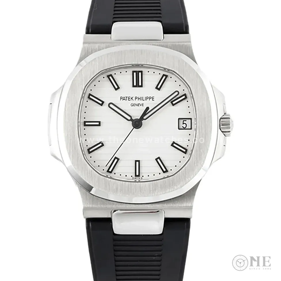 Nautilus Jumbo 5711/1A White Dial on Rubber Strap