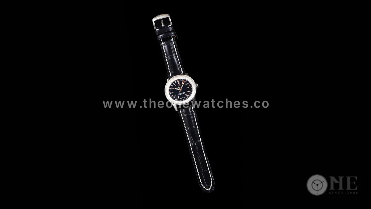Navitimer Automatic 41 Black and White Dial in Steel