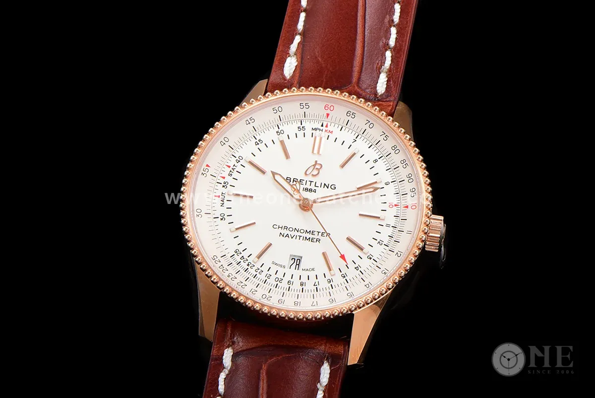 Navitimer Automatic 41 White Dial in Rose Gold