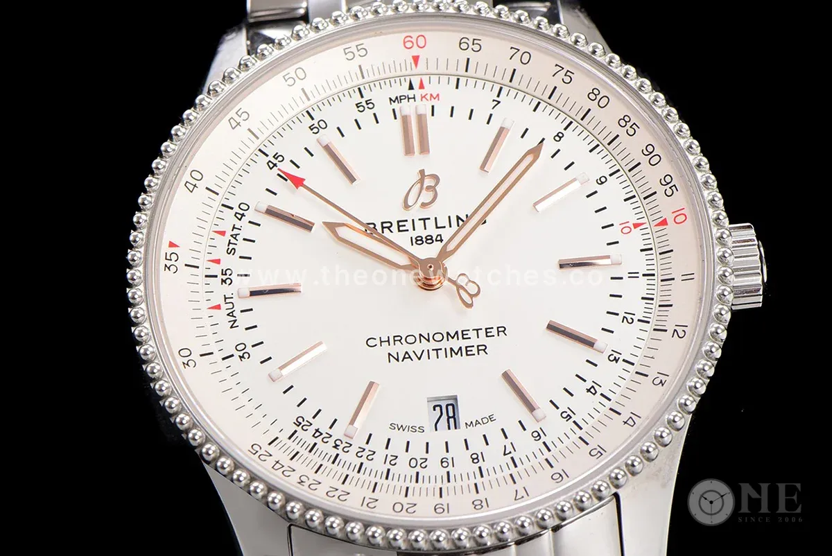 Navitimer Automatic 41 White Dial in Steel on Bracelet Ref. A17326211G1A1