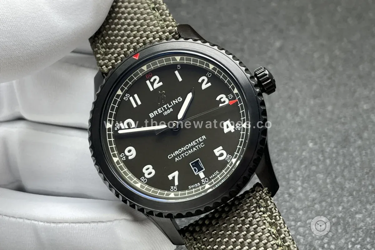 Navitimer Aviator 8 Automatic 41 Green Dial in PVD on Green Nylon Strap