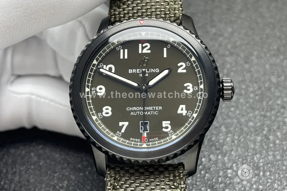 Navitimer Aviator 8 Automatic 41 Green Dial in PVD on Green Nylon Strap