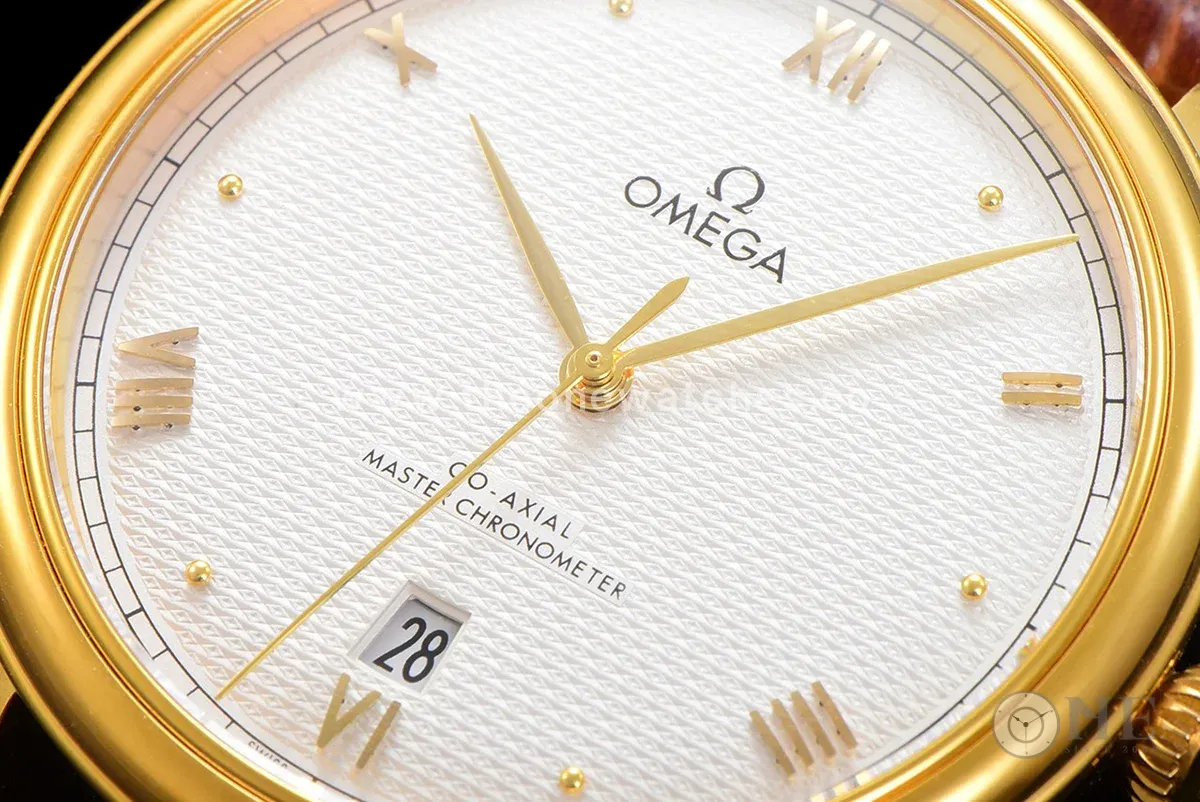 Omega De Ville Prestige Co‑Axial Master Chronometer 40mm White Dial in Yellow Gold