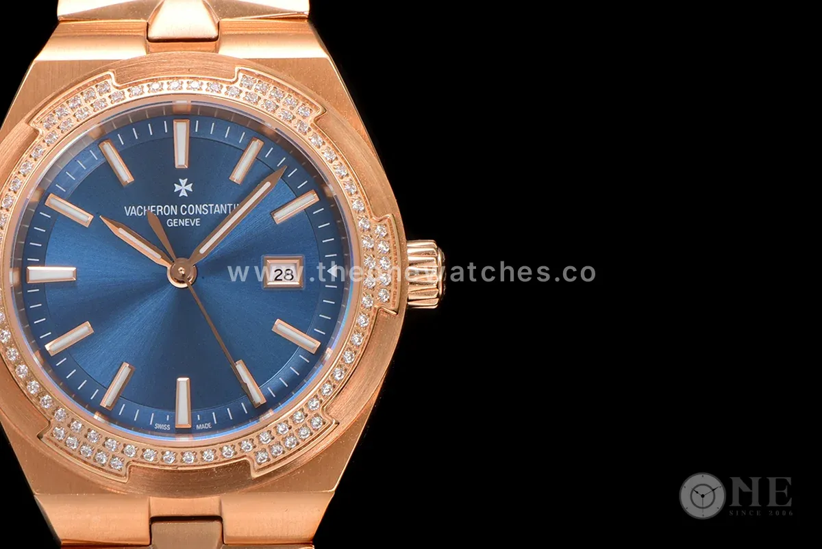 Overseas Blue Dial Ref. 4205 35mm in Rose Gold