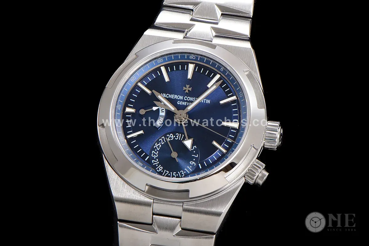 Overseas Dual Time Blue Dial in Steel Ref. 7900V/110A-B334