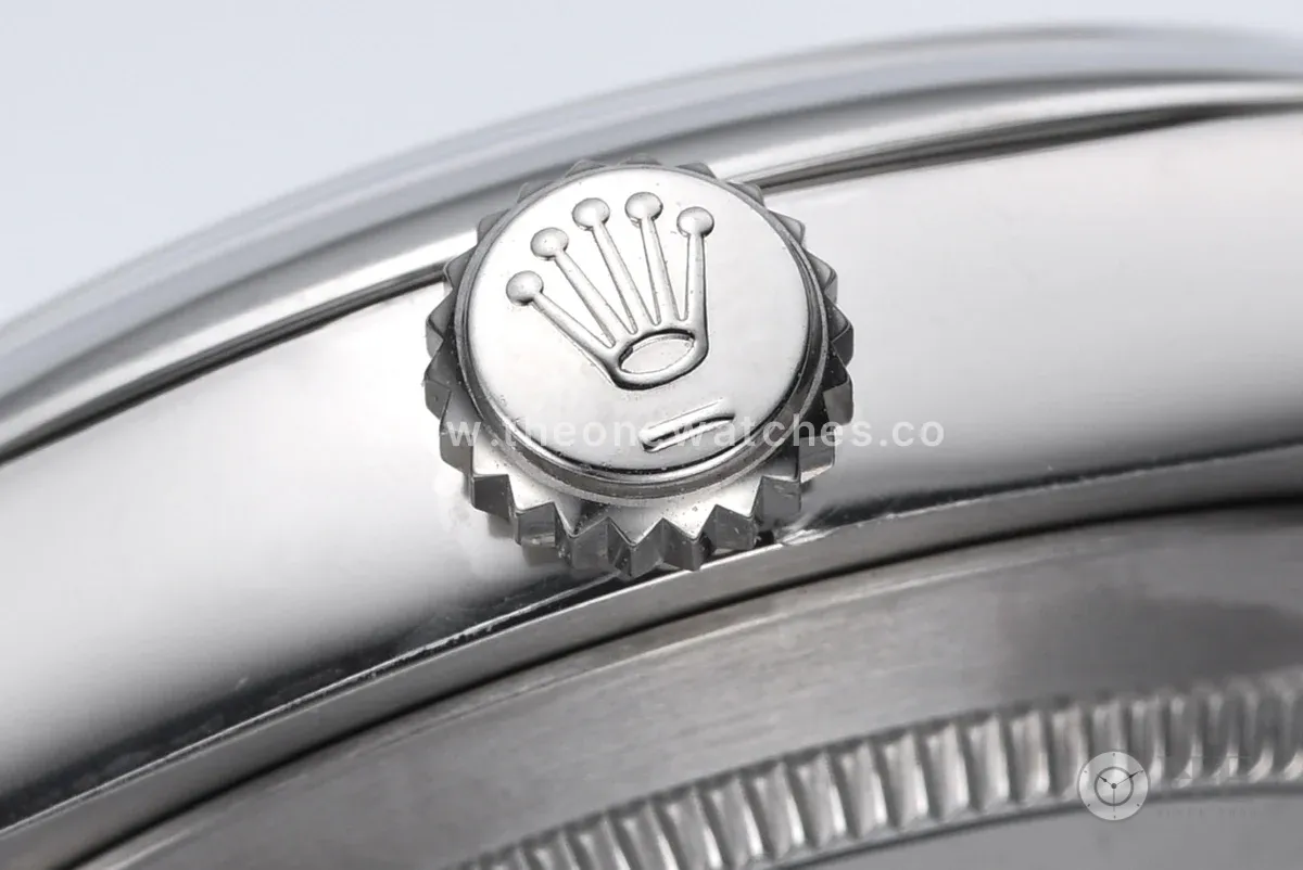 Oyster Perpetual 41mm Bright Black Dial 124300