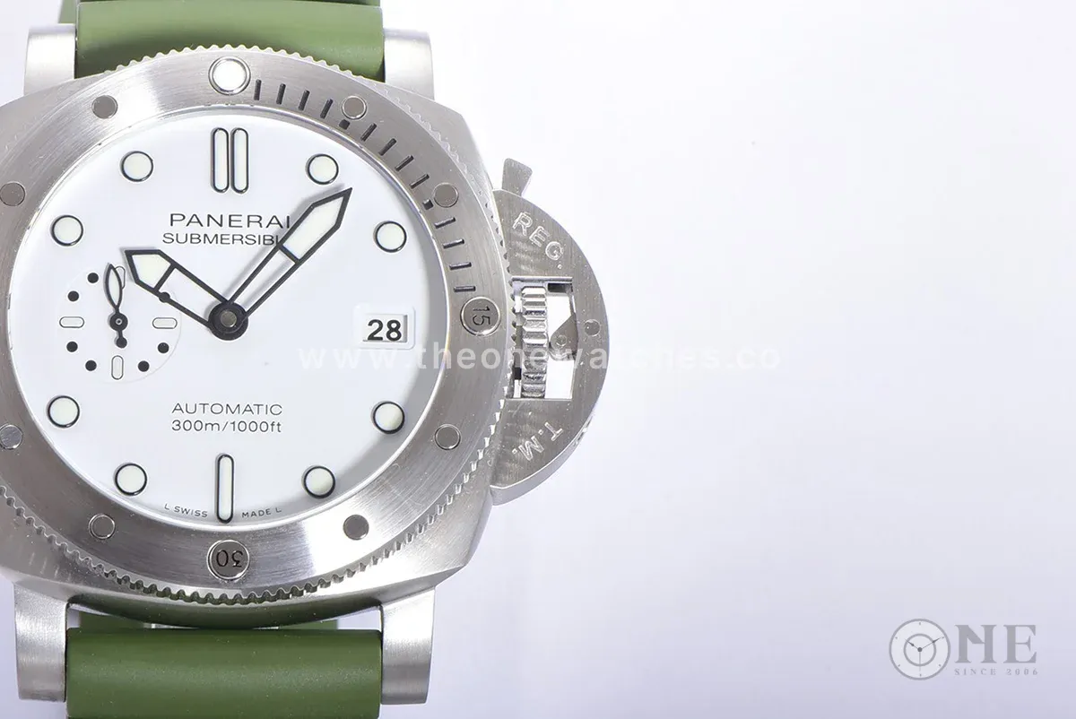 PAM1226 Submersible QuarantaQuattro Bianco 44mm