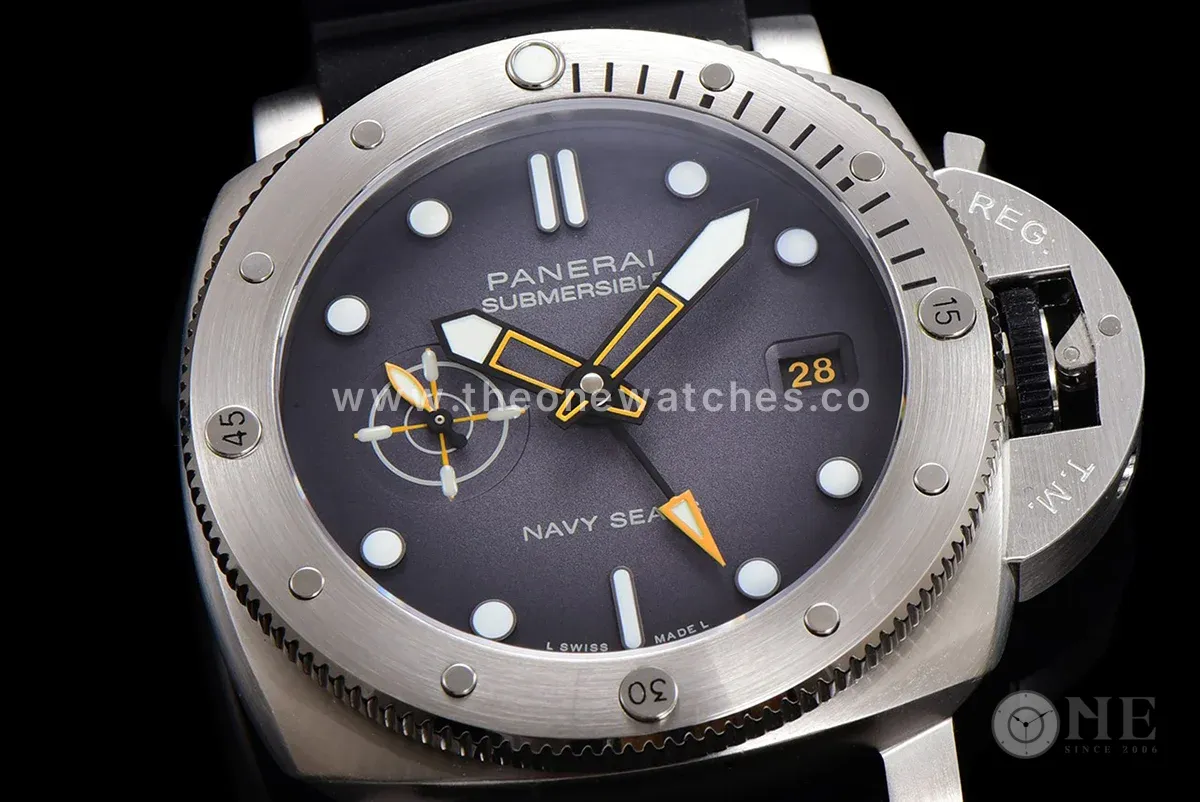 PAM1323 Submersible GMT Navy Seals 44mm