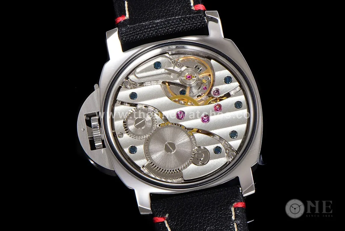 PAM1342 Luminor Luna Rossa 44mm