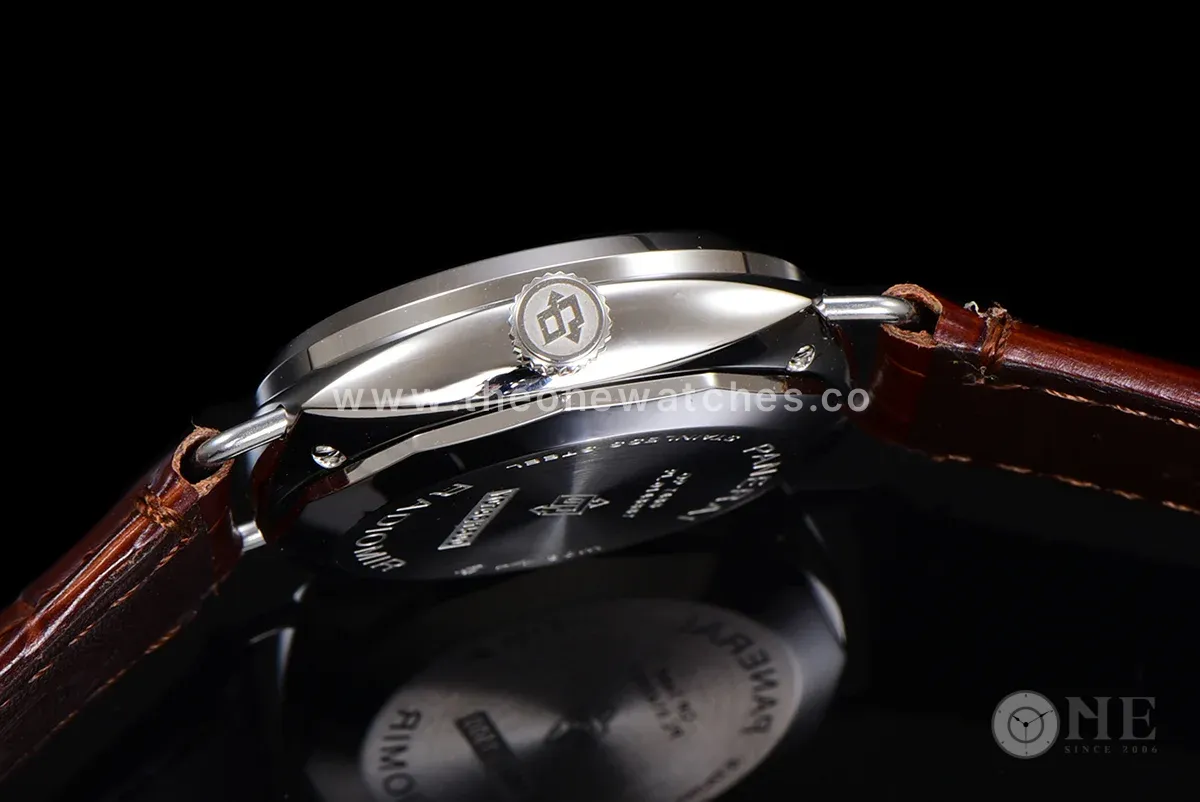 PAM1573 Radiomir Quaranta 40mm
