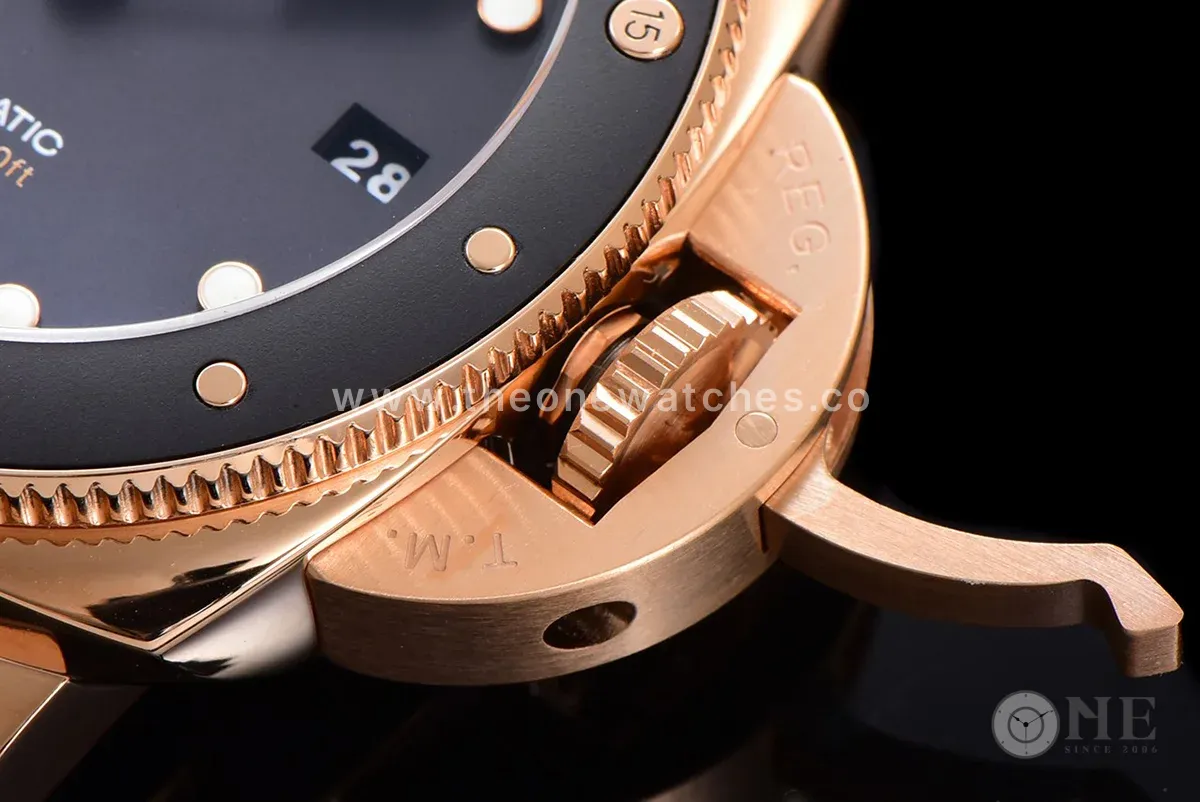 PAM2164 Submersible Goldtech™ 42mm