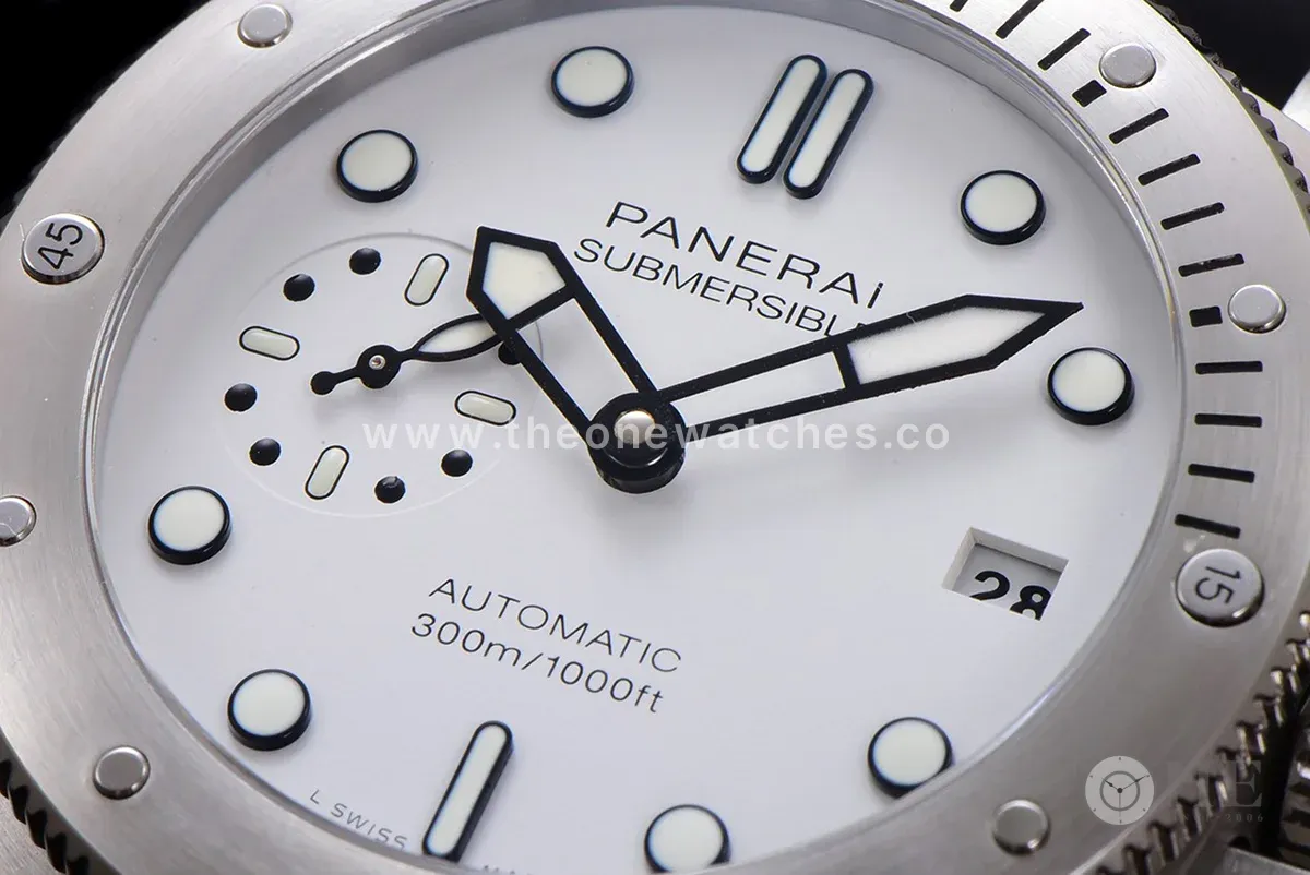 PAM2223 Submersible Bianco 42mm