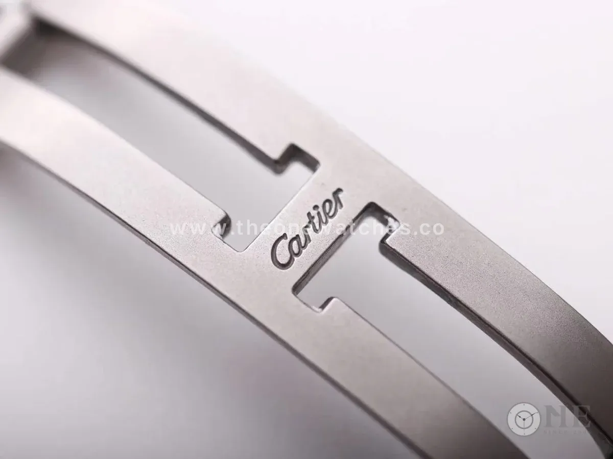 Pasha de Cartier Black Dial 35mm in Bracelet