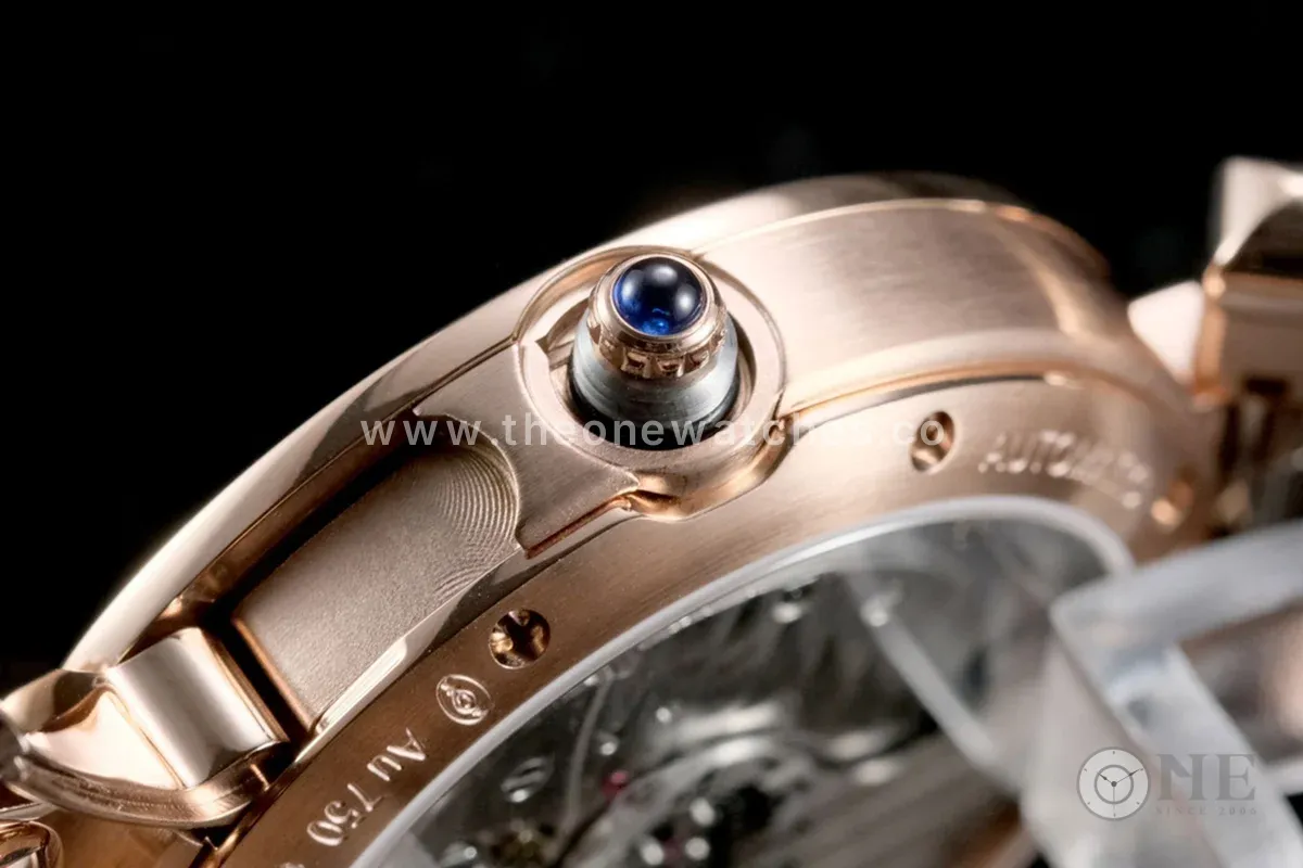 Pasha de Cartier White Dial 35mm in Rose Gold