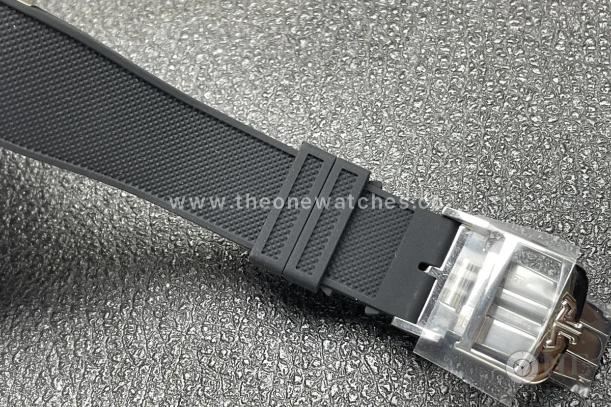 Polaris Automatic Black Dial Ref. Q906867J