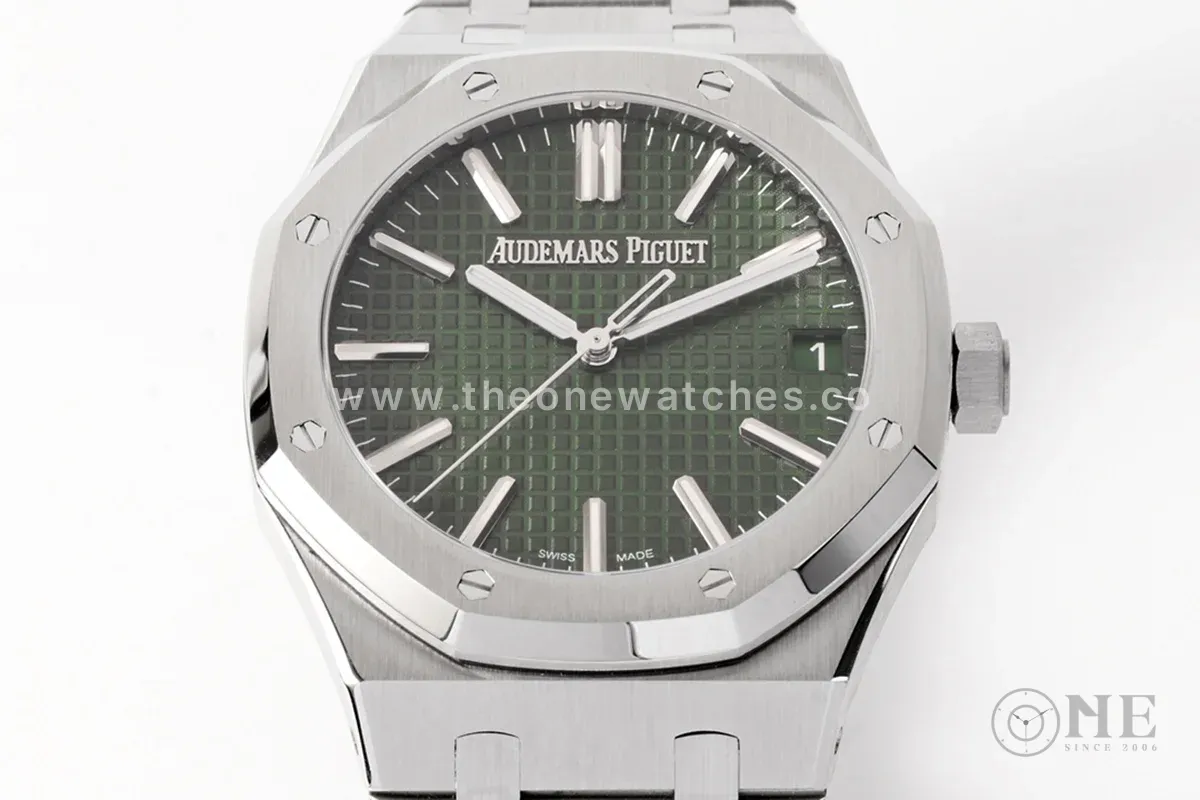 Royal Oak 15510 Green Dial 50th Anniversary”
