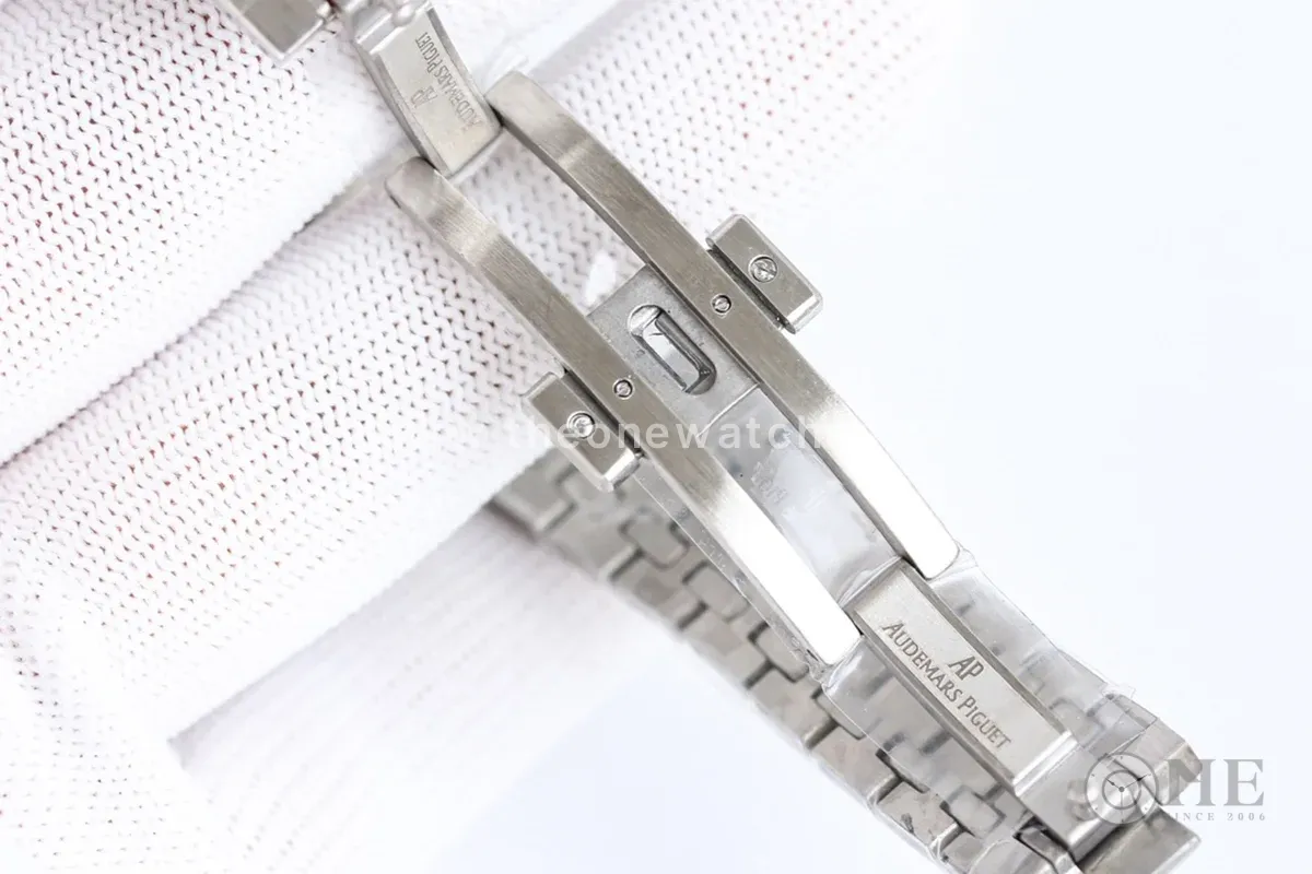 Royal Oak 15550 Silver Dial 1017 ALYX 9SM in White Gold