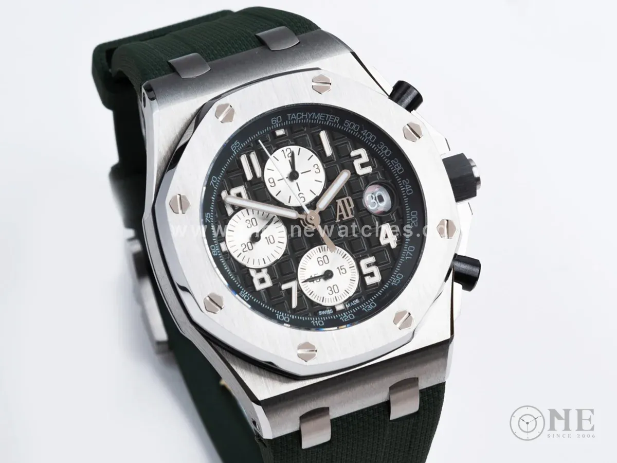 Royal Oak Offshore Khaki Dial Ref. 26238ST
