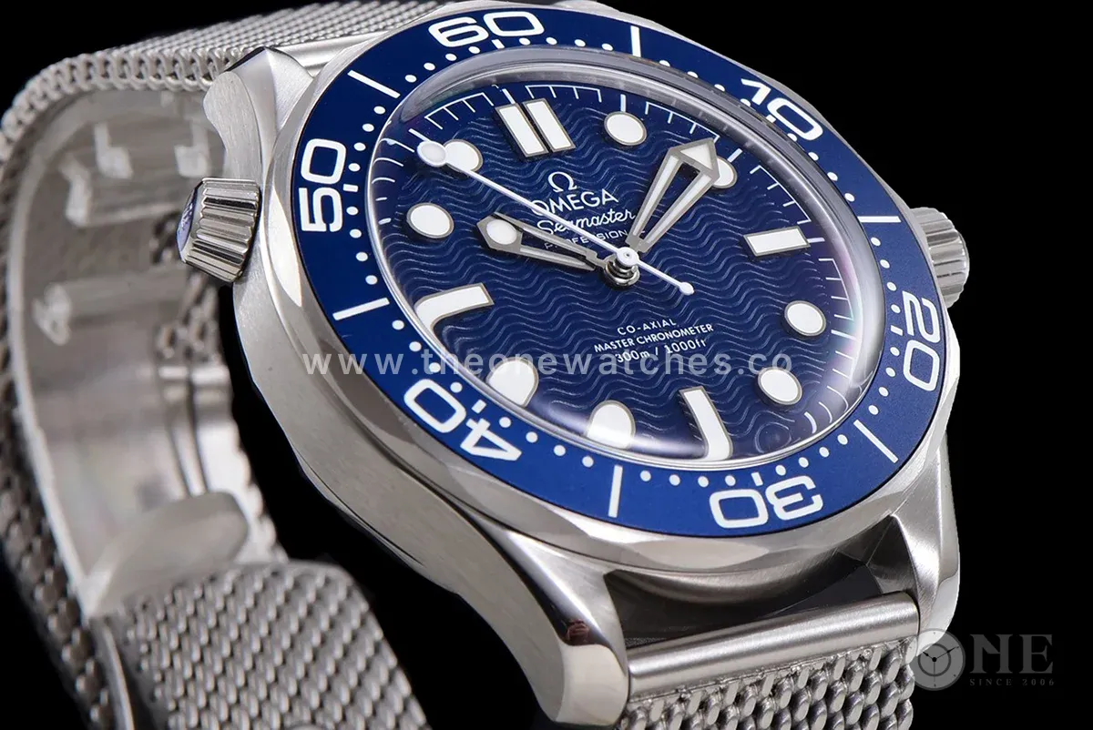 Seamaster Diver 300M Co-Axial Master Chronometer “James Bond 60th Anniversary”