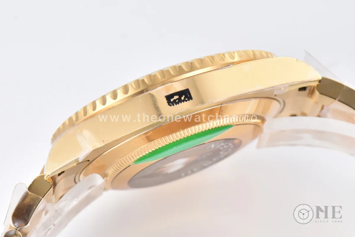 Submariner 40 116618LB Blue Ceramic in Gold