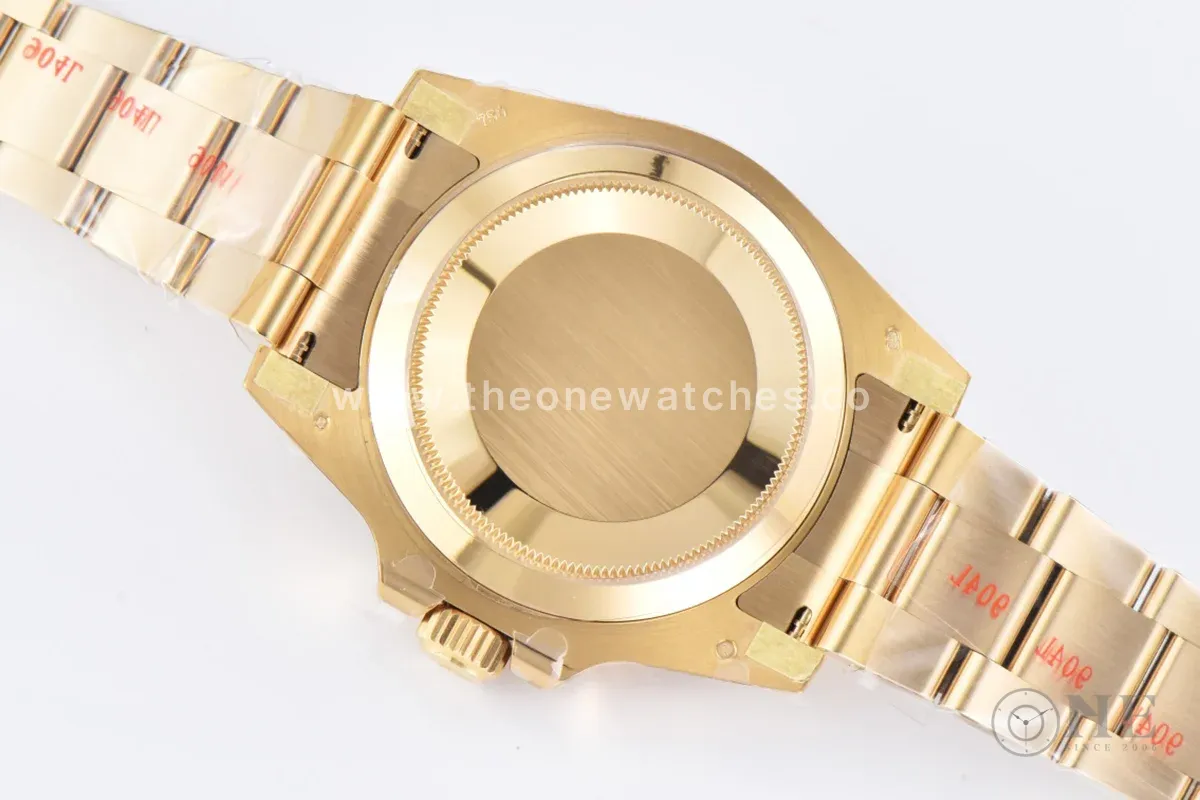 Submariner 40 116618LB Blue Ceramic in Gold