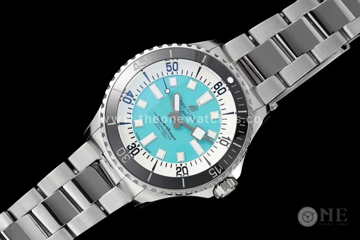 Superocean Automatic 44 Ref: A17376211L2A1