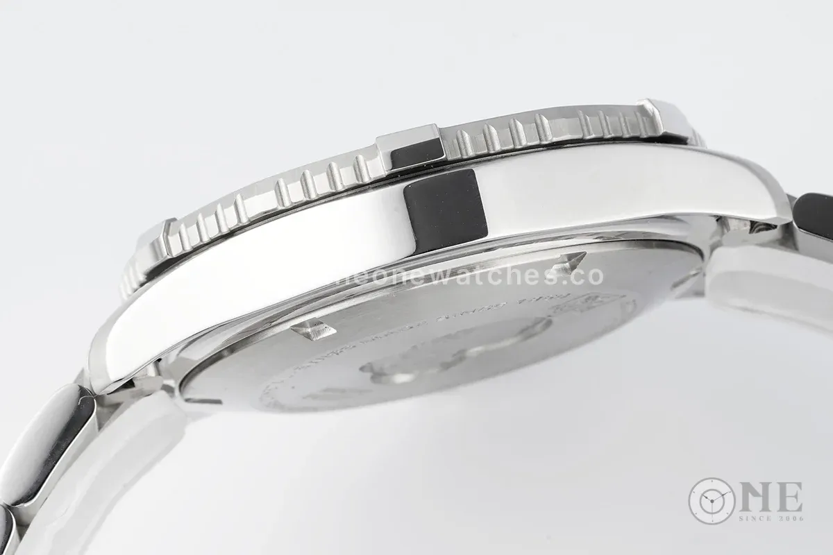 Tag Heuer Aquaracer Caliber 5 Blue Dial Ref. WAN2110.BA08