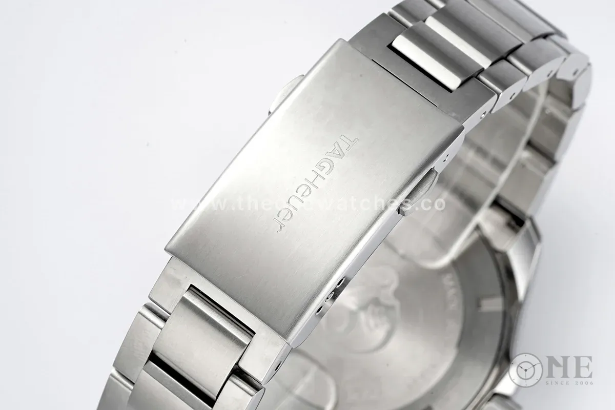Tag Heuer Aquaracer Caliber 5 White Dial Ref. WAN2013.BA09