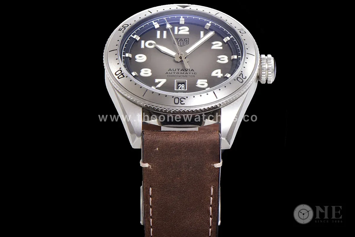 Tag Heuer Autavia Caliber 5 Grey Dial on Leather Strap