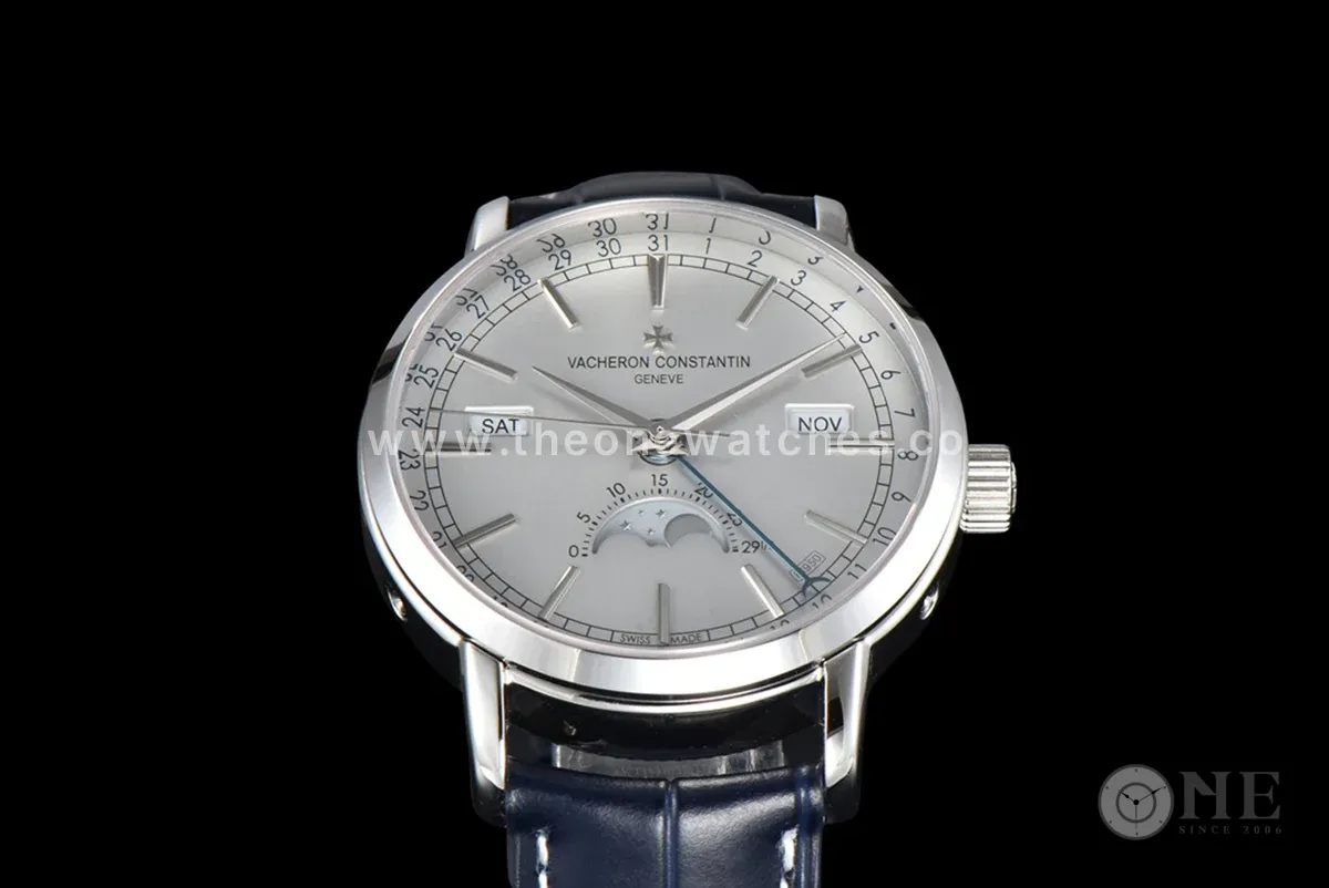 Traditionelle Complete Calendar White Dial in White Gold
