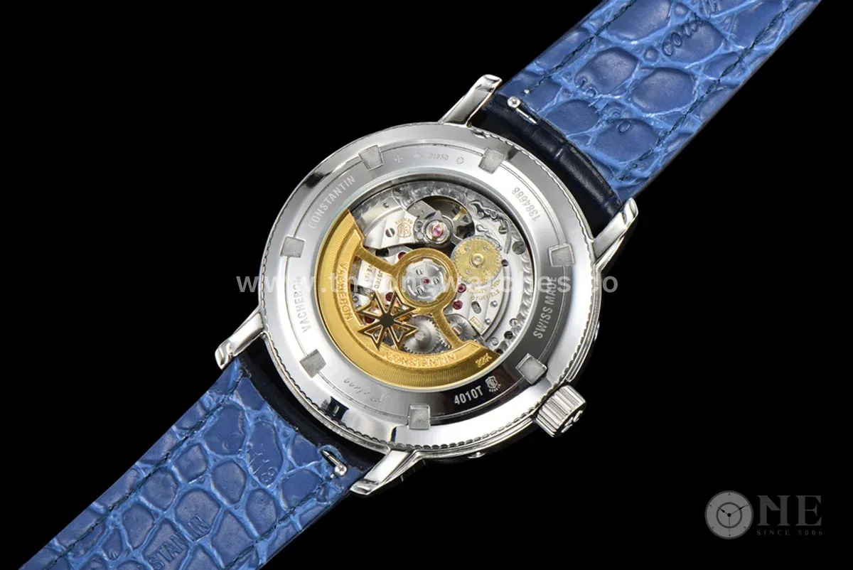 Traditionelle Complete Calendar White Dial in White Gold