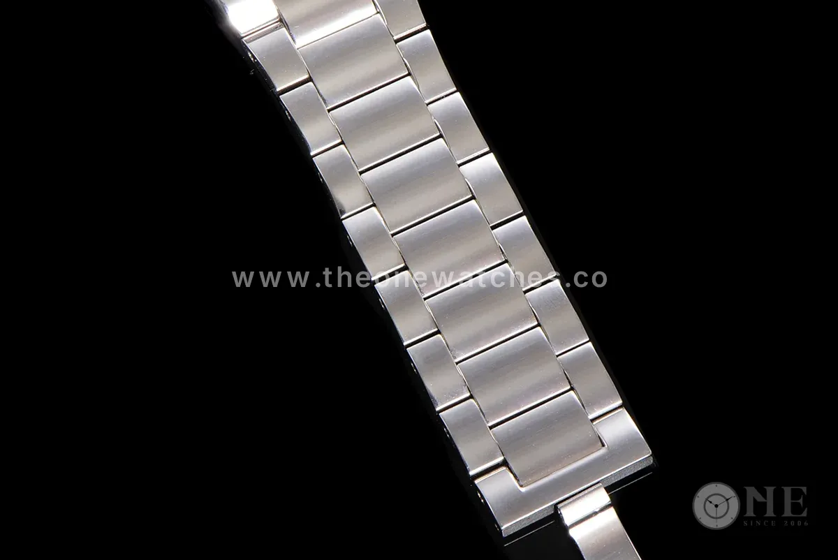 Vanguard Yachting White Dial V45 on Bracelet